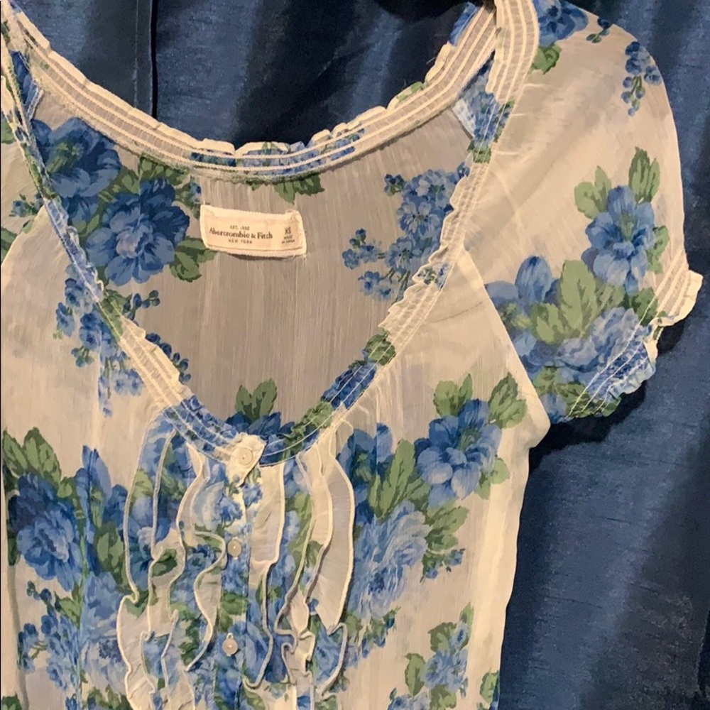 🌼Abercrombie/Fitch sheer blouse - Picture 2 of 6